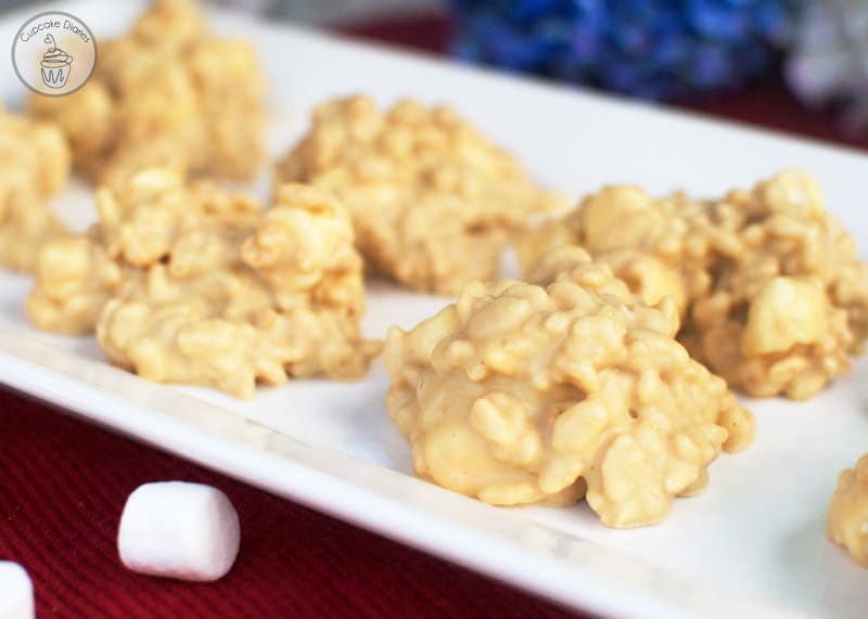 White Chocolate Crispies - A chewy, marshmallowy no bake treat exploding with white chocolate and peanut butter flavor. These things are GOOD!