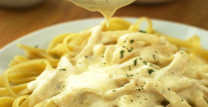 Copycat Olive Garden Alfredo Sauce