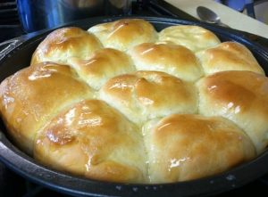 One Hour Homemade Dinner Rolls