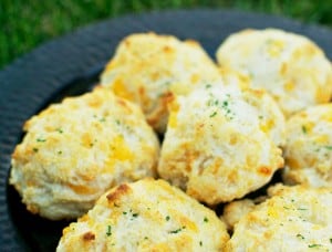 Copycat Red Lobster Cheddar Bay Biscuits