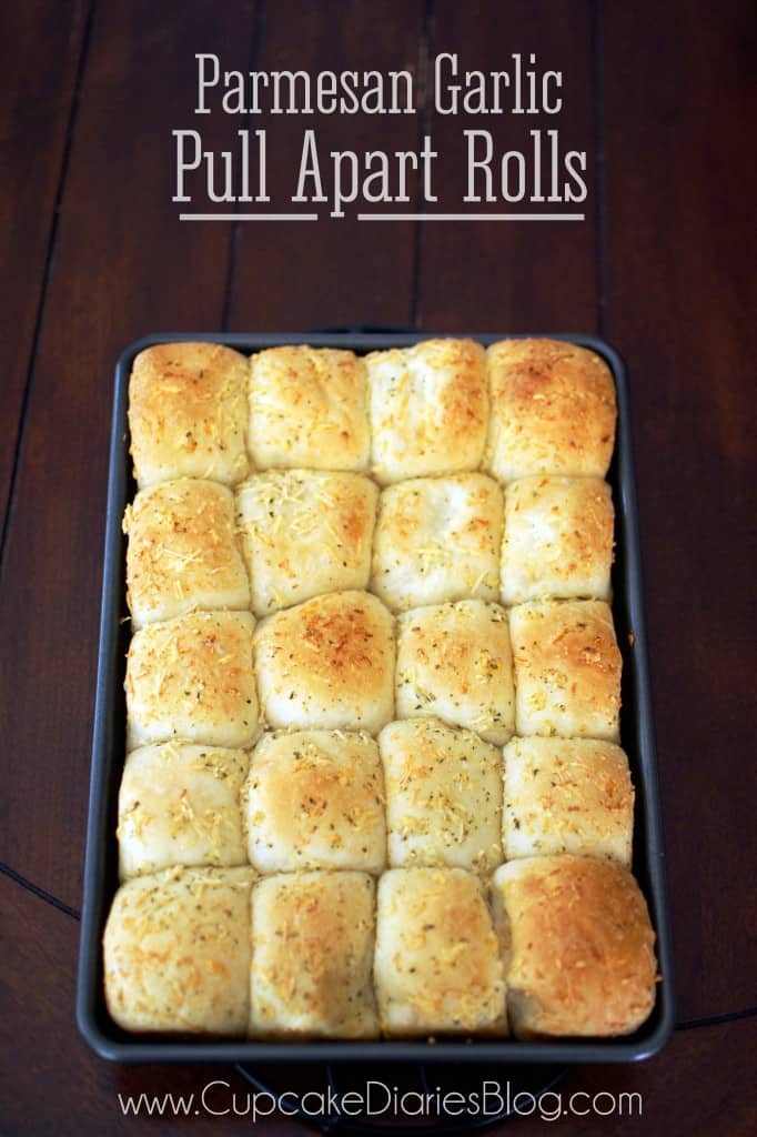 parmesan-garlic-pull-apart-rolls