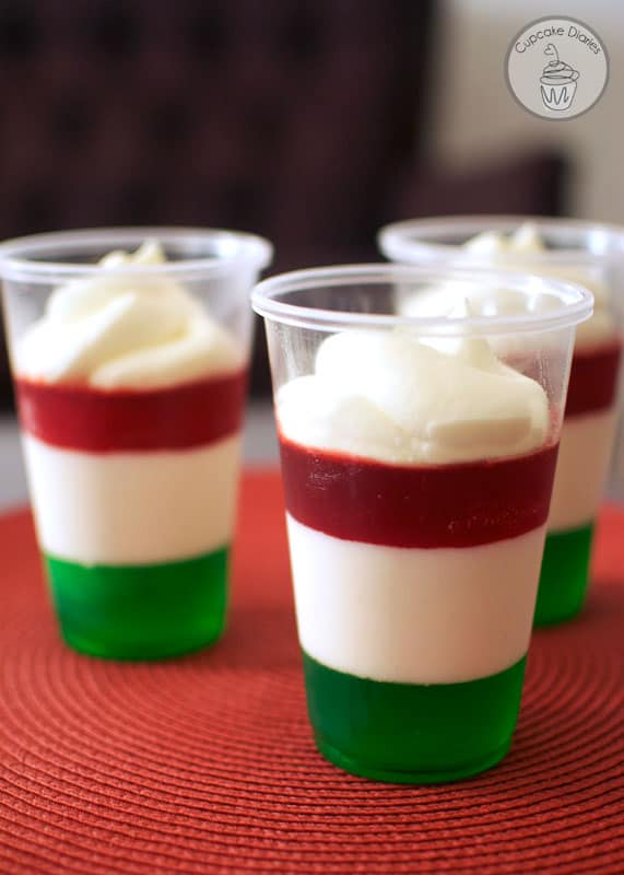Holiday Jello Cups - Cupcake Diaries