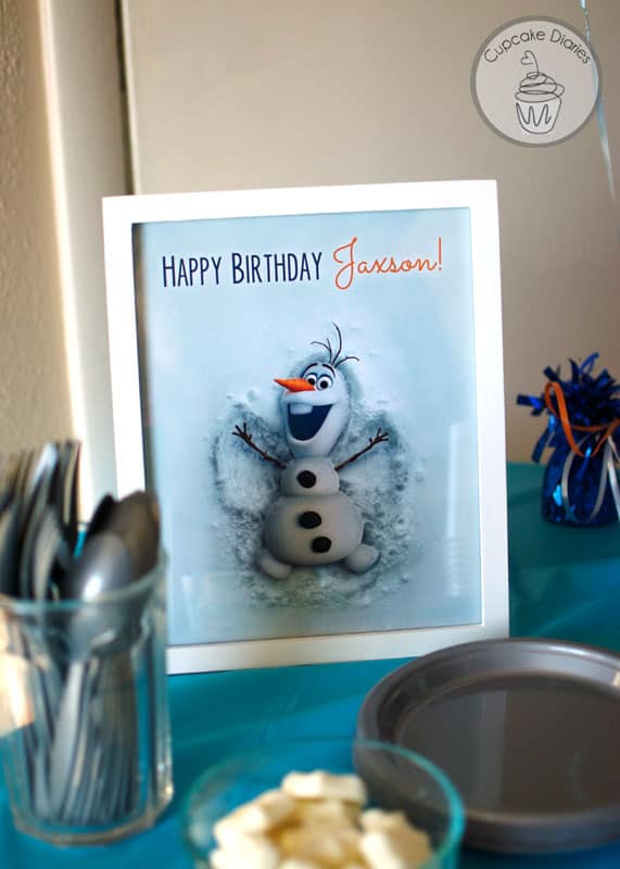 Simple Olaf Birthday Party - A darling Olaf party without all the work! Includes two FREE printables!
