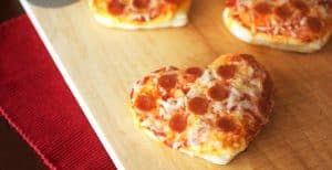 Mini Heart Pizzas for Valentine’s Day Dinner