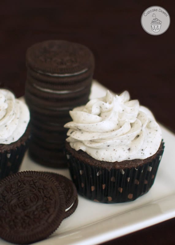 Oreo Cupcakes - This could quite possibly be the best cupcake you will ever eat. The frosting tastes just like the cream from an Oreo cookie. These cupcakes are AMAZING!