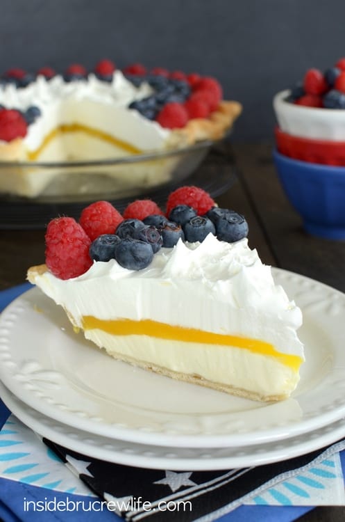 Lemon Cream Berry Pie