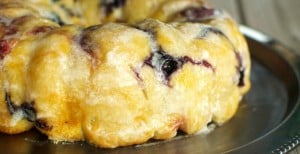 Berry Monkey Bread – A Rhodes Bake ‘n Serv Recipe