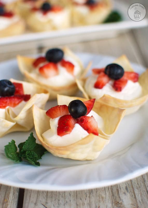 Red, White and Blue Berry Tartlets - This easy no-bake treat is perfect for the 4th of July!