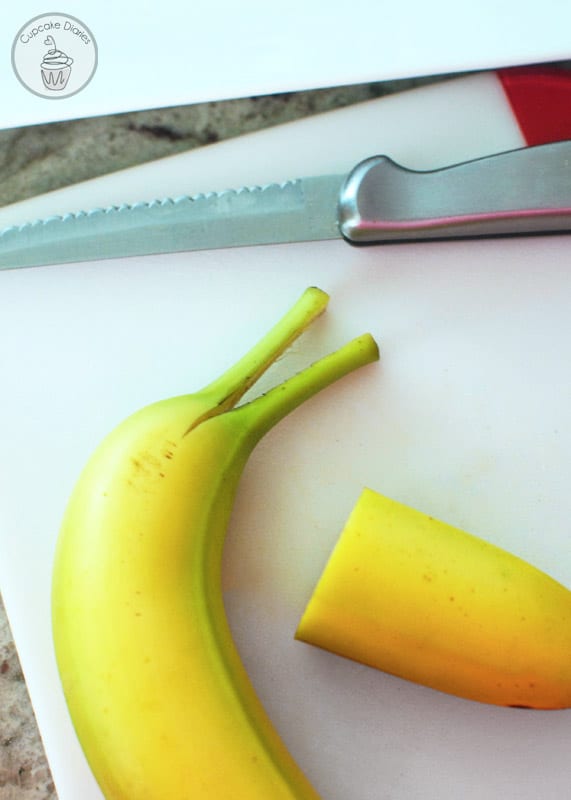 Banana Dolphins - A super fun under the sea snack for the kiddos!
