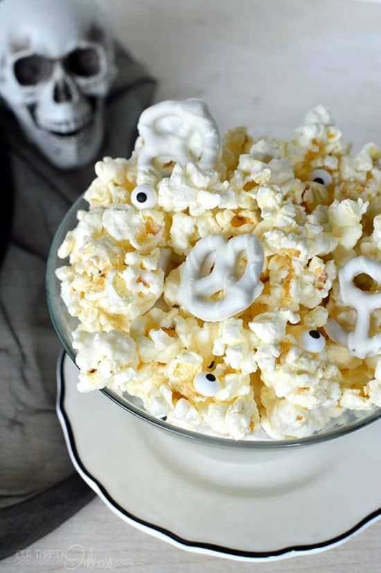 skeleton popcorn: 30 days of halloween – day 5