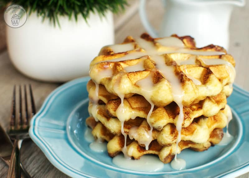 Cinnamon Rolls in the Waffle Maker