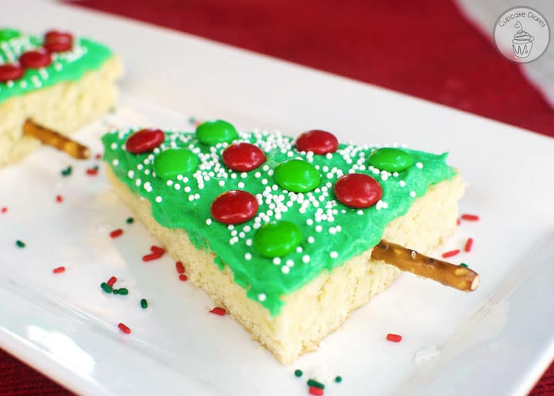 Christmas Tree Iced Sugar Cookie Bars (Easy Recipe)