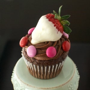 Chocolate Strawberry Cupcakes - A perfect treat for Valentine's Day!