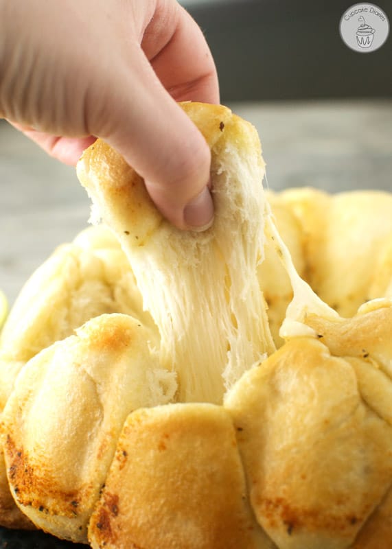 Garlic Cheese Bombs