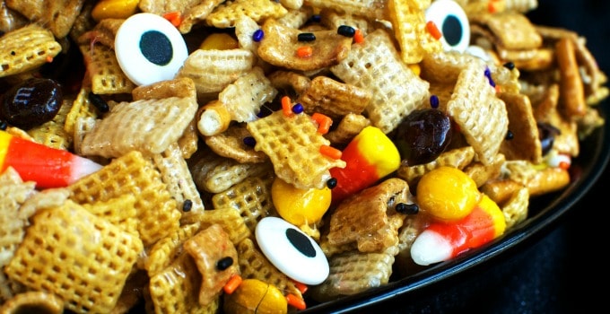 Halloween Chex Treat – 30 Days of Halloween 2016: Day 1 - Cupcake Diaries