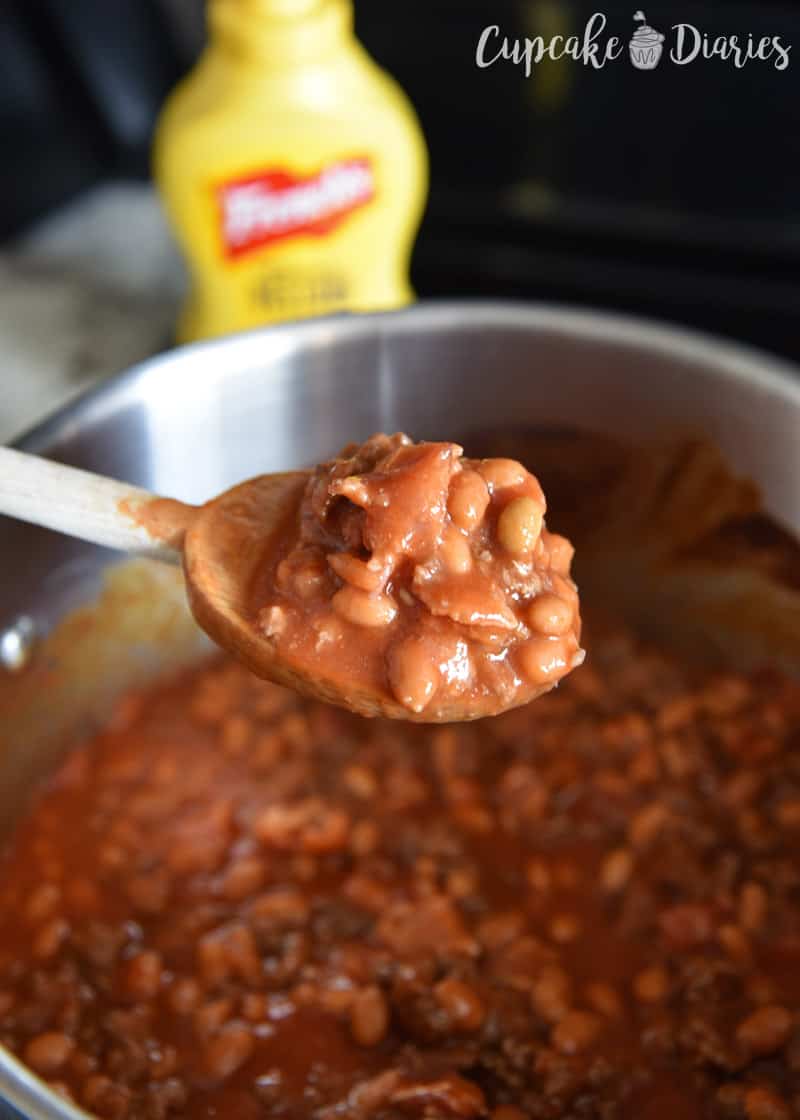 Baked Beans - This hearty side dish is perfect for picnics and BBQ's!