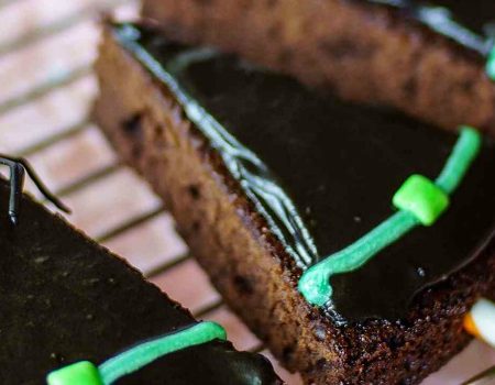 Witch Hat Brownie Pops