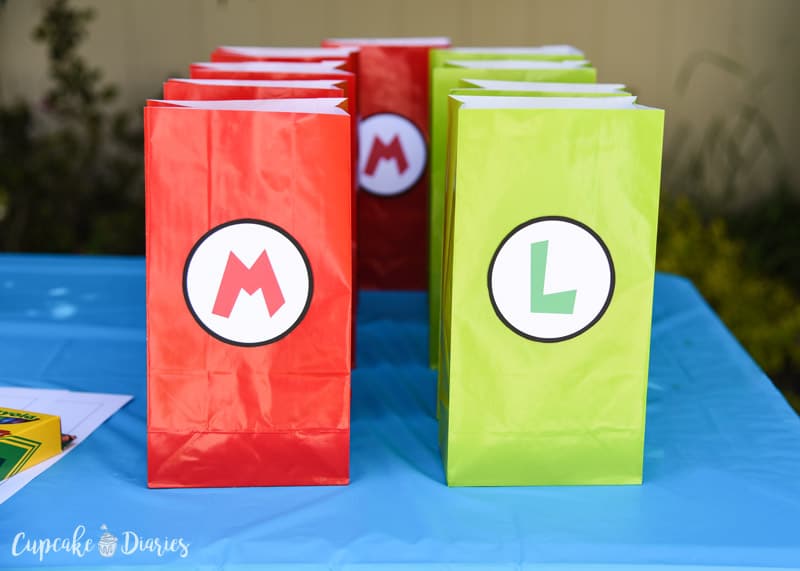 Super Mario Bros. Cupcakes with Free Printable Toppers - Cupcake Diaries