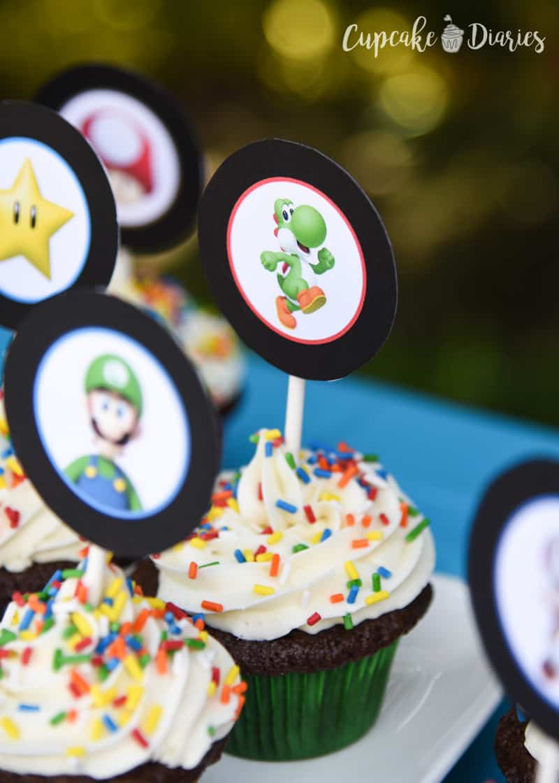 Grab these free printable cupcake toppers for your Super Mario Bros. birthday party!