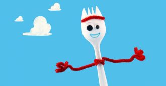 Easy Forky Craft for kids! They will love making this DIY Forky as a summer activity or at a birthday party.