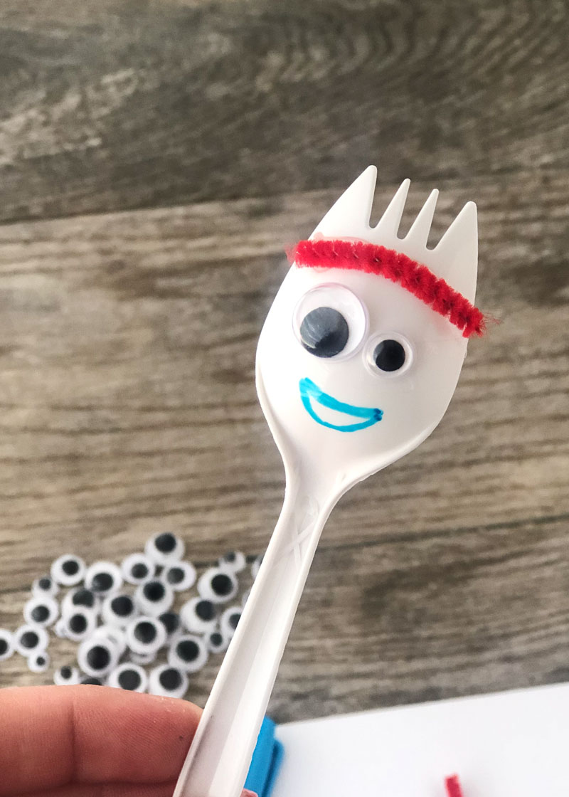 Step 3 in making Forky for Forky Cupcakes