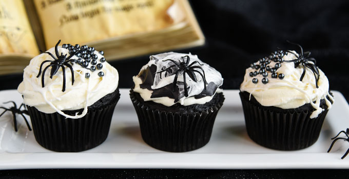 Black and White Spider Web Cupcakes