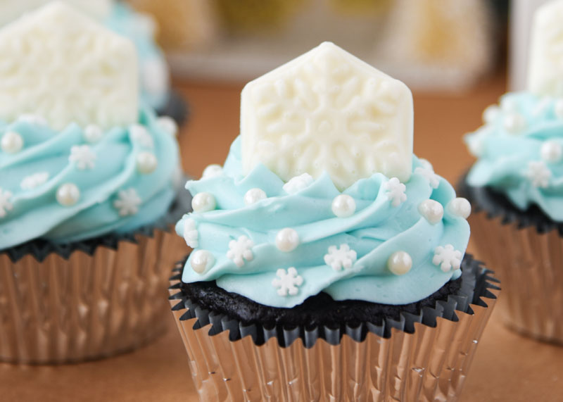 Wintery Snowflake Cakelets - Friday is Cake Night